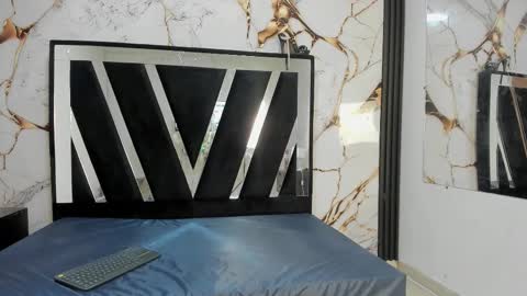 KarinaSimonz online show from October 2025 06:53:01 PM