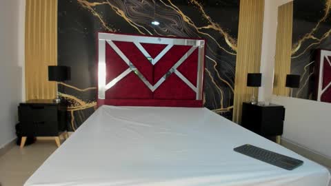 KarinaSimonz online show from December 2025 07:40:02 PM