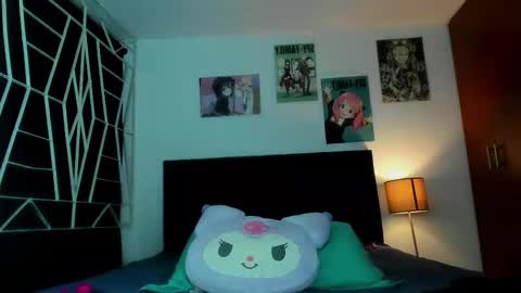 Snapshot of karinna__raven chatting on September 2025 11:59:01 PM KARINNA RAVEN online show from September 2025 11:59:01 PM