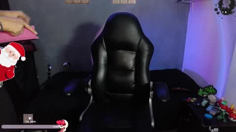 Snapshot of kariozzz chatting on December 2024 01:50:02 AM call me kai 3 online show from December 2024 01:50:02 AM