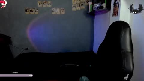 Snapshot of kariozzz chatting on January 2025 08:04:01 PM call me kai 3 online show from January 2025 08:04:01 PM