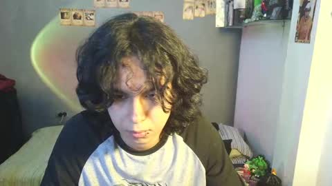 Snapshot of kariozzz chatting on March 2025 01:34:02 AM call me kai 3 online show from March 2025 01:34:02 AM