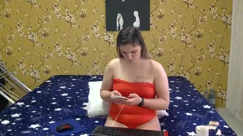 Snapshot of karla318103 chatting on January 2025 08:43:01 AM Karla online show from January 2025 08:43:01 AM