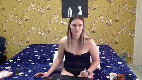 Snapshot of karla318103 chatting on February 2025 08:31:02 AM Karla online show from February 2025 08:31:02 AM