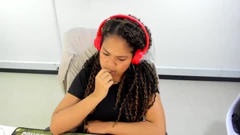 Snapshot of karla_cg chatting on March 2025 10:26:01 PM karla_cg online show from March 2025 10:26:01 PM