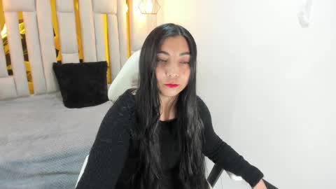 Karla  online show from January 2025 10:52:02 AM