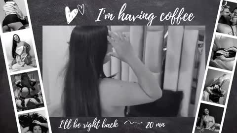 Karla  online show from October 2025 11:13:02 AM