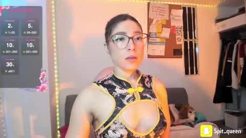 Snapshot of karla_honey_ chatting on May 2026 01:17:02 PM Karla online show from May 2026 01:17:02 PM