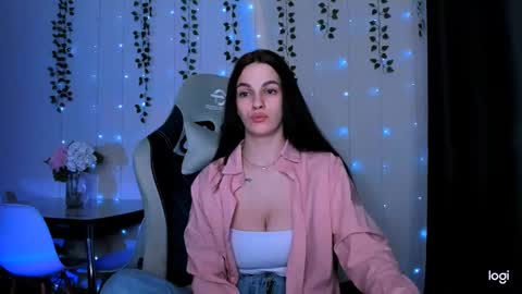 Snapshot of karla_lim chatting on February 2025 09:48:01 PM karla_lim online show from February 2025 09:48:01 PM