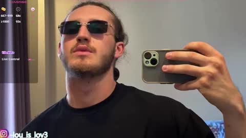 Karlos and Louis online show from September 2025 04:13:02 AM