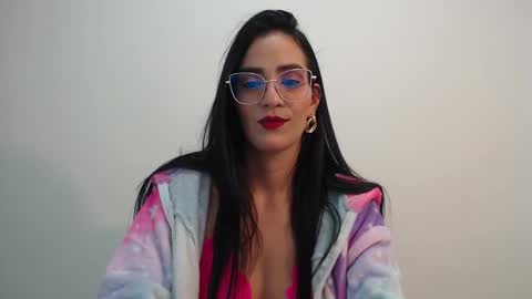 Snapshot of karlota_hank chatting on December 2024 04:10:02 AM Karlis online show from December 2024 04:10:02 AM