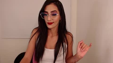 Snapshot of karlota_hank chatting on February 2025 07:23:02 AM Karlis online show from February 2025 07:23:02 AM