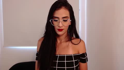 Snapshot of karlota_hank chatting on February 2025 10:06:02 PM Karlis online show from February 2025 10:06:02 PM