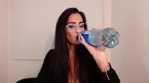 Snapshot of karlota_hank chatting on March 2025 01:34:02 AM Karlis online show from March 2025 01:34:02 AM