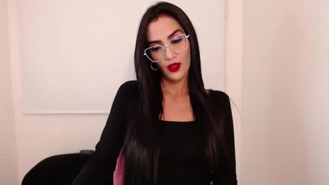 Snapshot of karlota_hank chatting on March 2025 05:57:01 AM Karlis online show from March 2025 05:57:01 AM