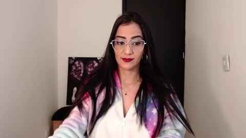 Snapshot of karlota_hank chatting on September 2025 04:03:01 AM Karlis online show from September 2025 04:03:01 AM