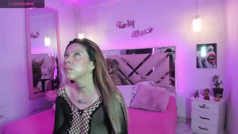 Karly Moonns online show from July 2026 12:42:02 PM