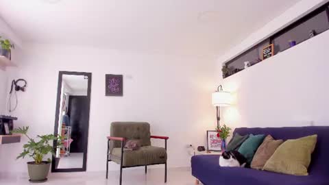 Karlye online show from July 2026 02:23:02 PM