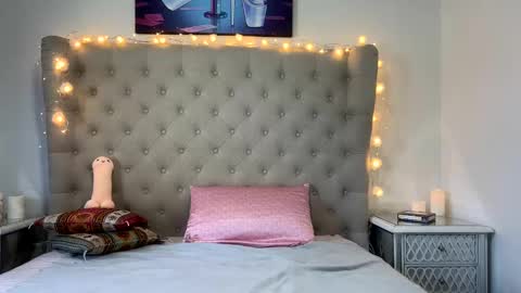 Snapshot of karmarosexx chatting on December 2024 08:23:02 AM KarmaRosexx online show from December 2024 08:23:02 AM