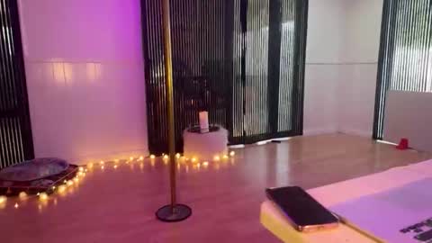 Snapshot of karmarosexx chatting on December 2024 08:33:02 AM KarmaRosexx online show from December 2024 08:33:02 AM