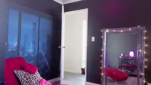 Snapshot of karmarosexx chatting on September 2025 07:10:02 AM KarmaRosexx online show from September 2025 07:10:02 AM