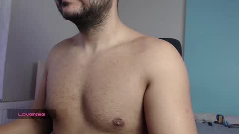 Snapshot of karnx_live chatting on December 2025 01:50:02 PM Karn - click SHOW MORE to see all the videos and pics below online show from December 2025 01:50:02 PM