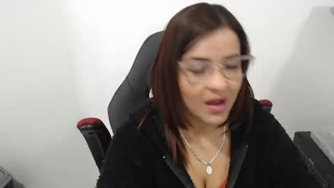 karol loveet online show from February 2026 05:18:01 PM