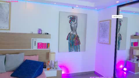 KAROL SCOTT online show from July 2026 07:49:02 PM