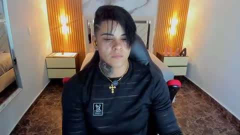 Snapshot of karolandluna chatting on June 2026 07:18:02 PM Karol and Luna online show from June 2026 07:18:02 PM