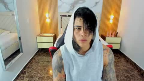 Snapshot of karolandluna chatting on July 2026 07:35:02 PM Karol and Luna online show from July 2026 07:35:02 PM