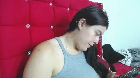 Snapshot of karolay_su chatting on February 2025 02:12:01 PM ARIANNA online show from February 2025 02:12:01 PM