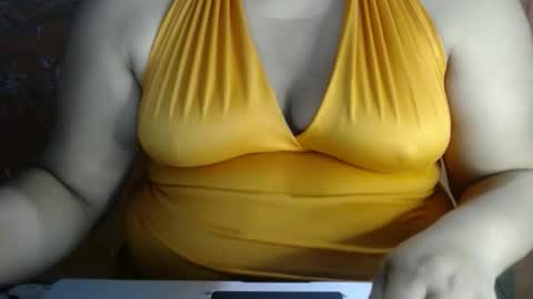 karolbb21 online show from December 2025 11:18:01 AM