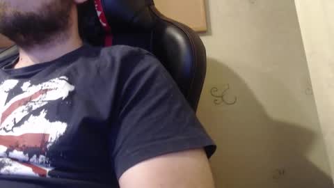 Karol  online show from November 2025 10:20:02 PM