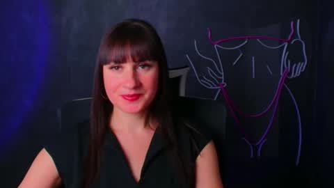 Snapshot of karolina_mia chatting on December 2024 09:40:02 AM Caroline online show from December 2024 09:40:02 AM