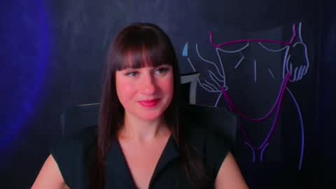 Snapshot of karolina_mia chatting on December 2024 12:45:02 PM Caroline online show from December 2024 12:45:02 PM