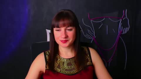 Snapshot of karolina_mia chatting on December 2024 06:41:02 AM Caroline online show from December 2024 06:41:02 AM