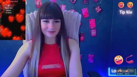 Caroline online show from May 2026 05:53:01 PM