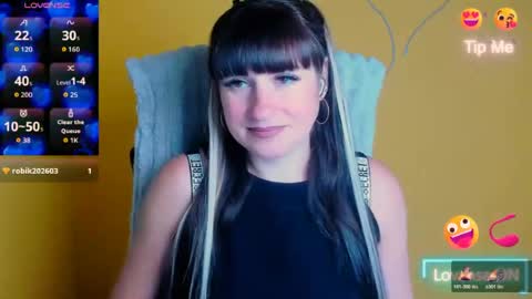 Caroline online show from June 2026 05:21:01 AM