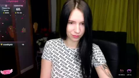 Karolina online show from March 2026 06:28:02 AM