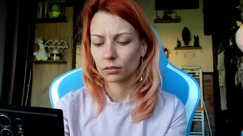 karoline121 online show from April 2026 05:30:01 AM