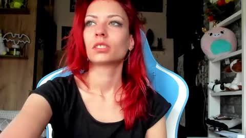 karoline121 online show from May 2026 04:06:02 AM