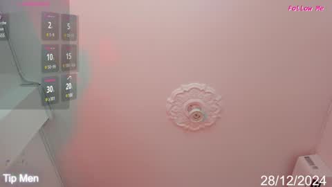 Snapshot of karoline_marin chatting on December 2024 02:32:01 PM Karoline online show from December 2024 02:32:01 PM