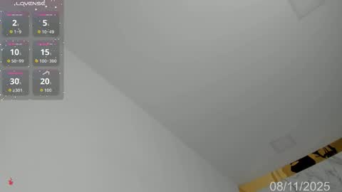 Snapshot of karoline_marin chatting on November 2025 06:13:01 AM Karoline online show from November 2025 06:13:01 AM