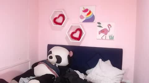 Isa online show from February 2025 08:31:01 PM