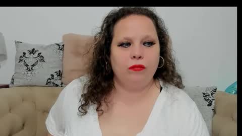 KarolineJoyy online show from April 2026 07:11:02 PM