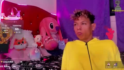 Snapshot of karoll_scoott chatting on November 2025 11:21:02 AM karol online show from November 2025 11:21:02 AM