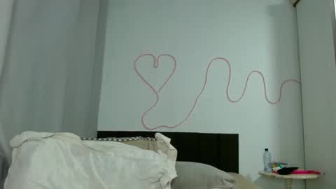 Snapshot of kasaltaradinho chatting on February 2026 09:43:01 PM Tamires e Maicon online show from February 2026 09:43:01 PM