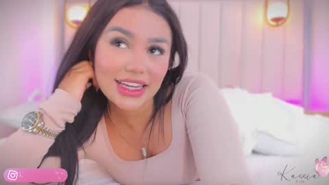 Snapshot of kassia_kim chatting on November 2025 04:46:02 AM Kassia online show from November 2025 04:46:02 AM