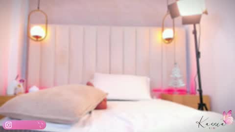 Kassia online show from January 2026 04:04:02 AM