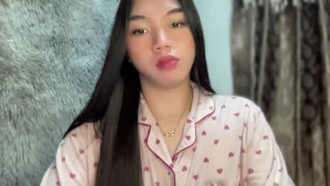 Snapshot of kat_hollandx chatting on January 2025 01:02:02 PM Majesty online show from January 2025 01:02:02 PM